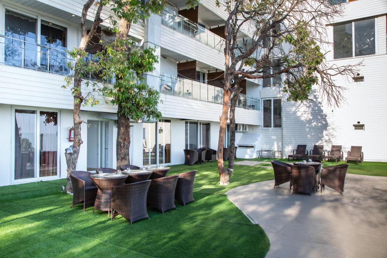 Hotel Accord Masuri Exterior foto